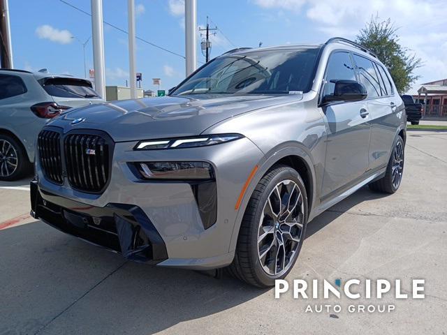 new 2025 BMW X7 car, priced at $115,670