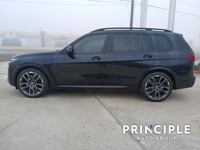 new 2025 BMW X7 car, priced at $119,265