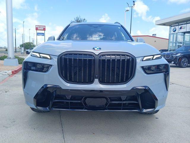 new 2026 BMW X7 car, priced at $102,055