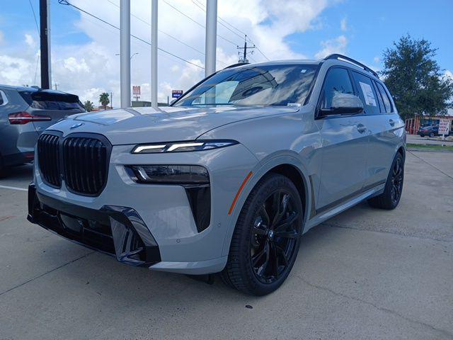 new 2026 BMW X7 car, priced at $102,055