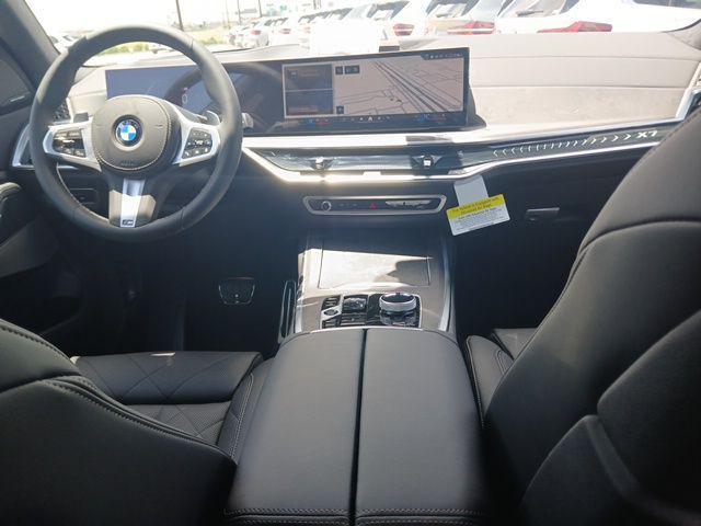 new 2026 BMW X7 car, priced at $102,055