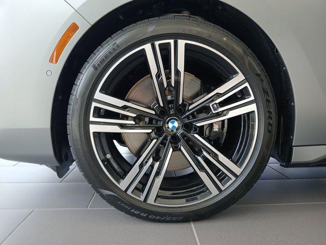 new 2025 BMW 760 car, priced at $146,250
