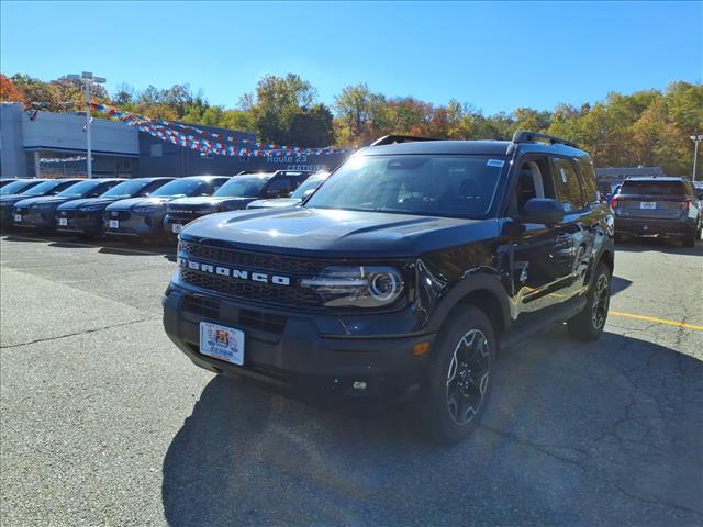 new 2025 Ford Bronco Sport car, priced at $40,001
