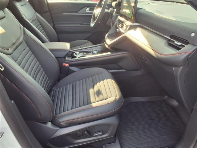 new 2025 Ford Explorer car, priced at $47,220