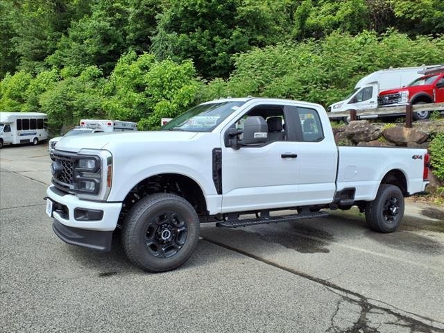 new 2025 Ford F-350 car, priced at $59,455