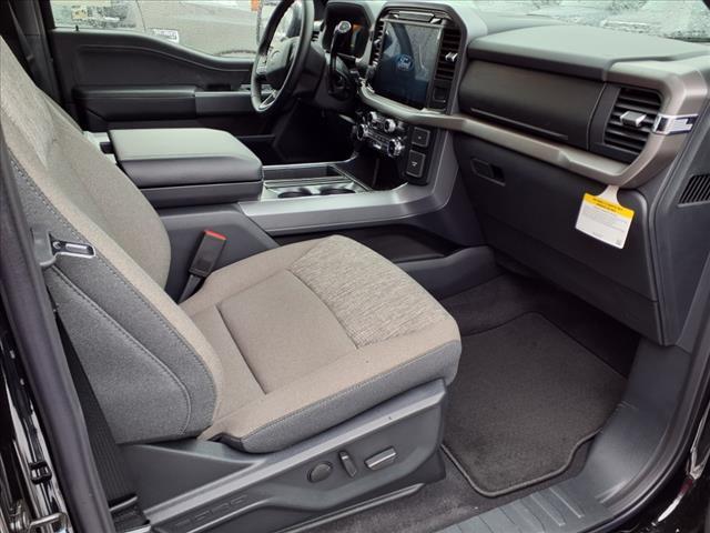 new 2025 Ford F-150 car, priced at $55,359