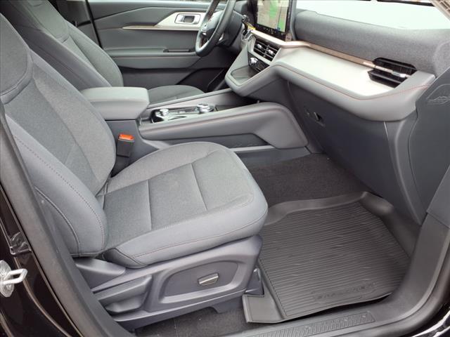 new 2025 Ford Explorer car, priced at $43,911
