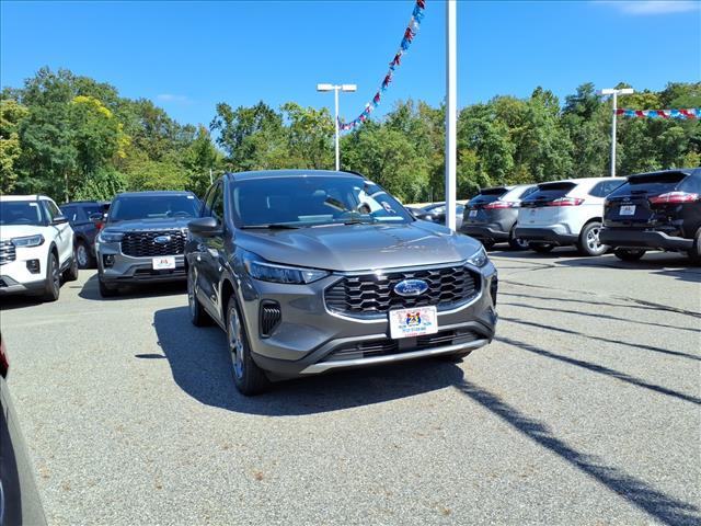 new 2025 Ford Escape car, priced at $34,882