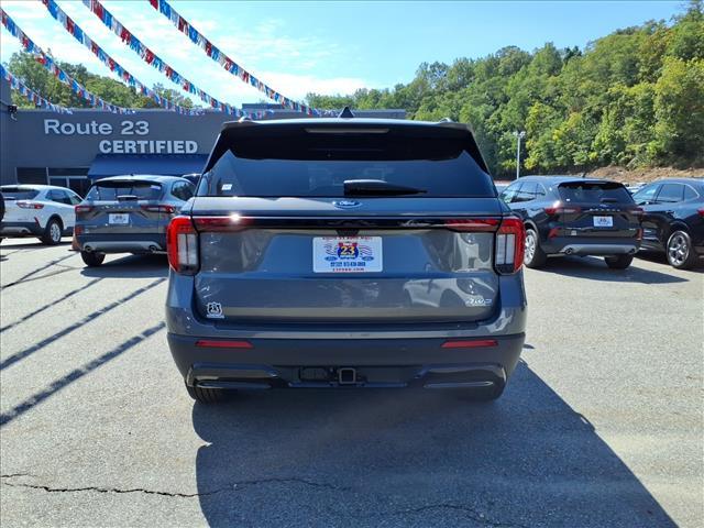 new 2025 Ford Explorer car, priced at $50,923