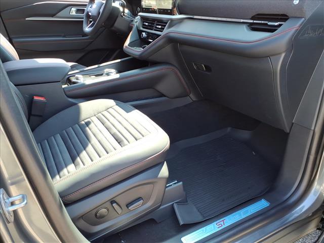 new 2025 Ford Explorer car, priced at $50,923