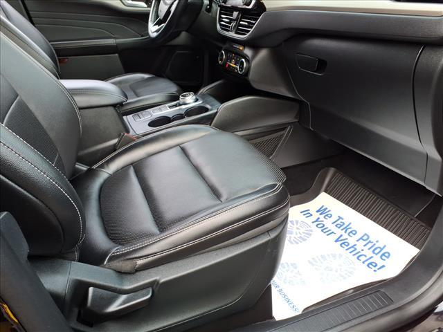 used 2022 Ford Escape car, priced at $22,580