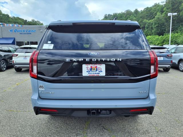 new 2025 Ford Expedition Max car, priced at $73,385