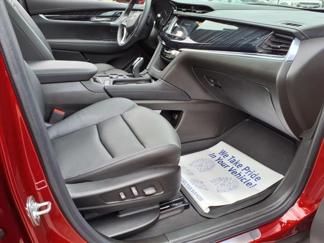 used 2025 Cadillac XT6 car, priced at $48,723