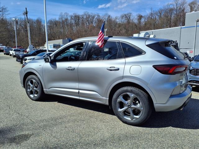 used 2024 Ford Escape car, priced at $25,874