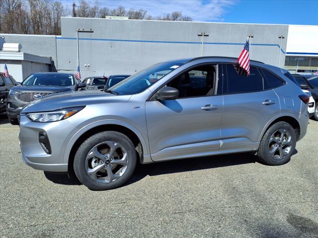 used 2024 Ford Escape car, priced at $25,874