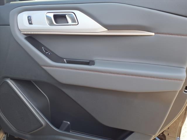 new 2025 Ford Explorer car, priced at $43,624