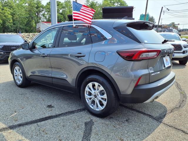 used 2023 Ford Escape car, priced at $23,114