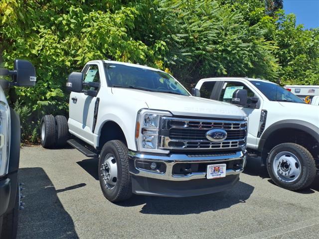 new 2025 Ford F-350 car, priced at $58,271