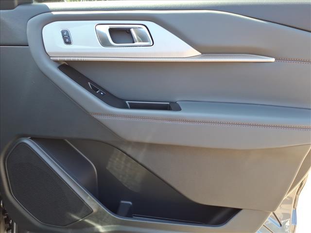new 2025 Ford Explorer car, priced at $43,374
