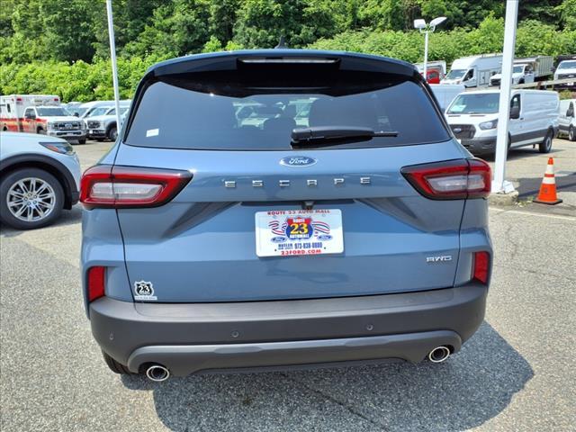 new 2025 Ford Escape car, priced at $35,218