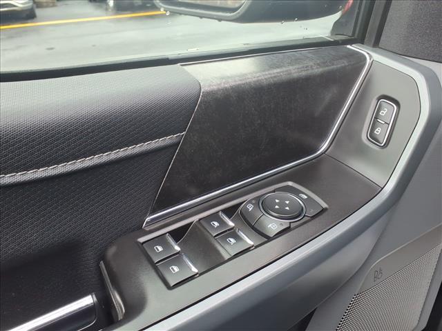 used 2022 Ford F-150 car, priced at $40,402