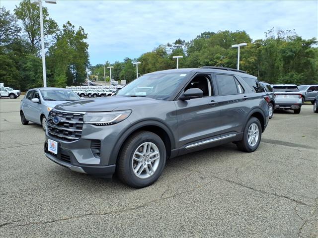 new 2025 Ford Explorer car, priced at $43,374