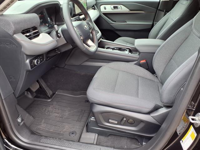 new 2025 Ford Explorer car, priced at $43,874