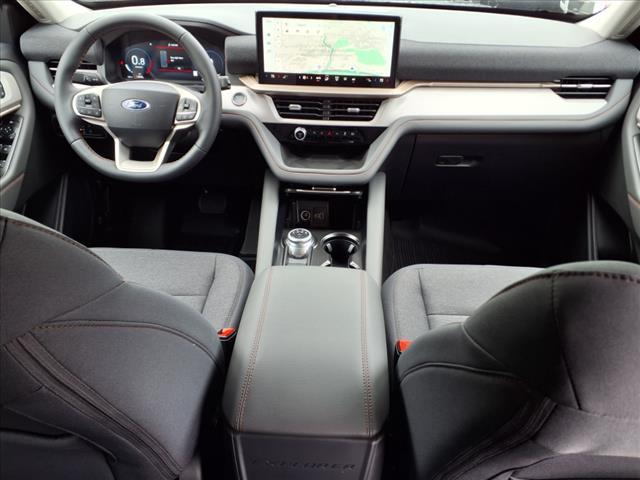 new 2025 Ford Explorer car, priced at $43,874