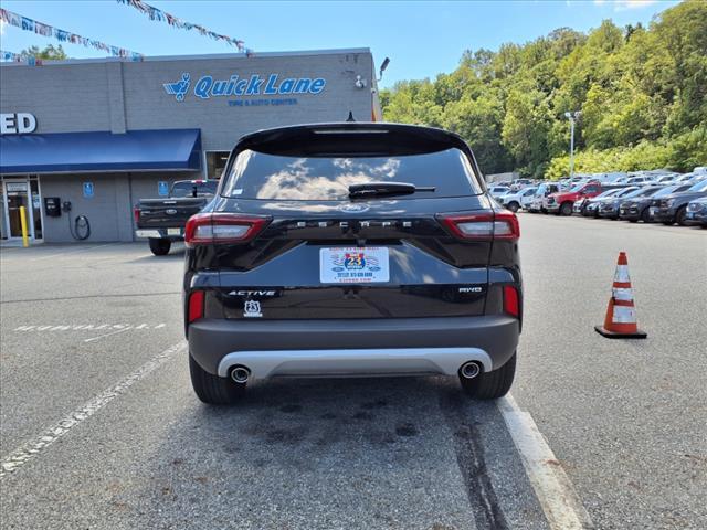 new 2025 Ford Escape car, priced at $32,704