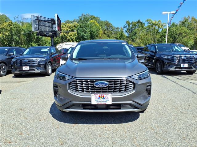 new 2025 Ford Escape car, priced at $31,172