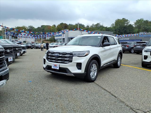 new 2025 Ford Explorer car, priced at $44,125