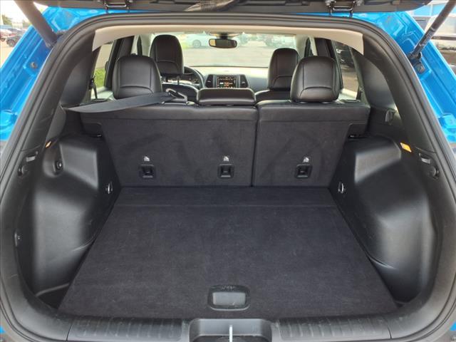 used 2023 Jeep Cherokee car, priced at $24,995