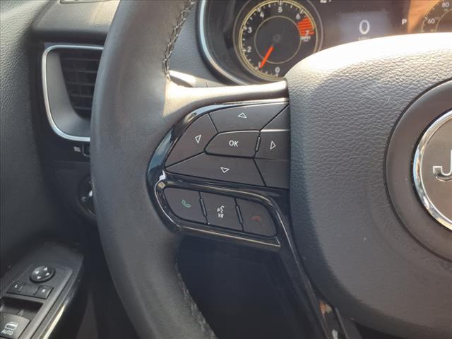 used 2023 Jeep Cherokee car, priced at $24,995