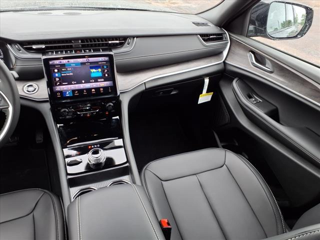 new 2025 Jeep Grand Cherokee L car, priced at $52,470
