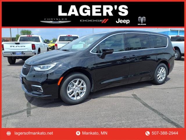 new 2025 Chrysler Pacifica car, priced at $44,445
