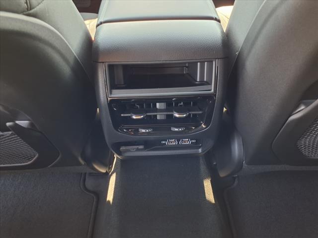 new 2025 Jeep Grand Cherokee car, priced at $43,231