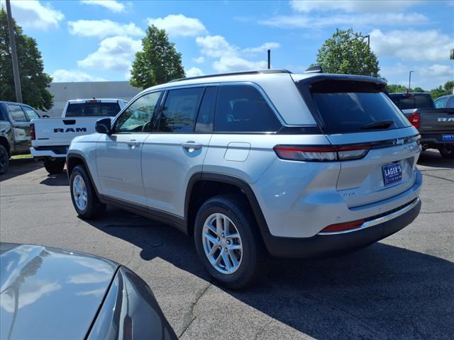 new 2025 Jeep Grand Cherokee car, priced at $43,231