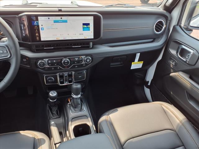 new 2025 Jeep Gladiator car, priced at $47,278