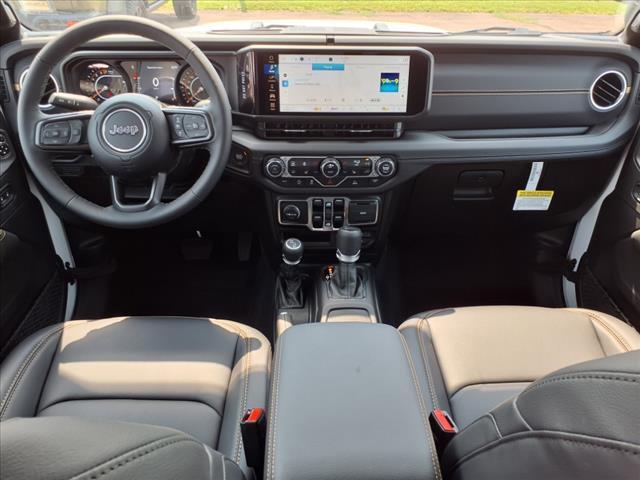 new 2025 Jeep Gladiator car, priced at $47,278