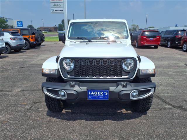 new 2025 Jeep Gladiator car, priced at $47,278