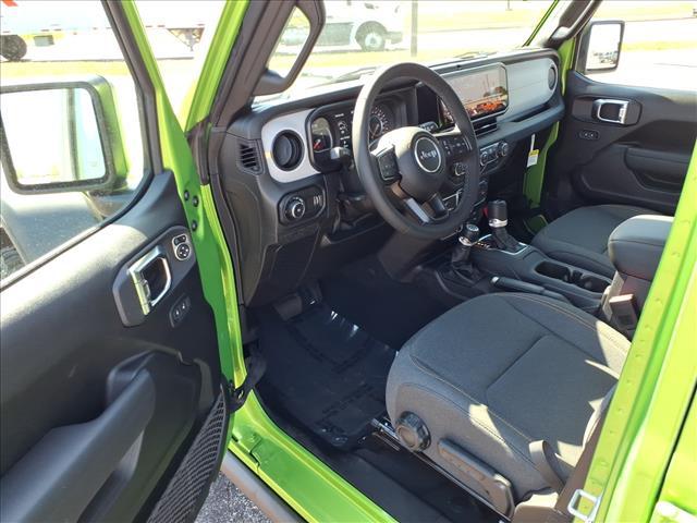 new 2025 Jeep Wrangler car, priced at $54,663