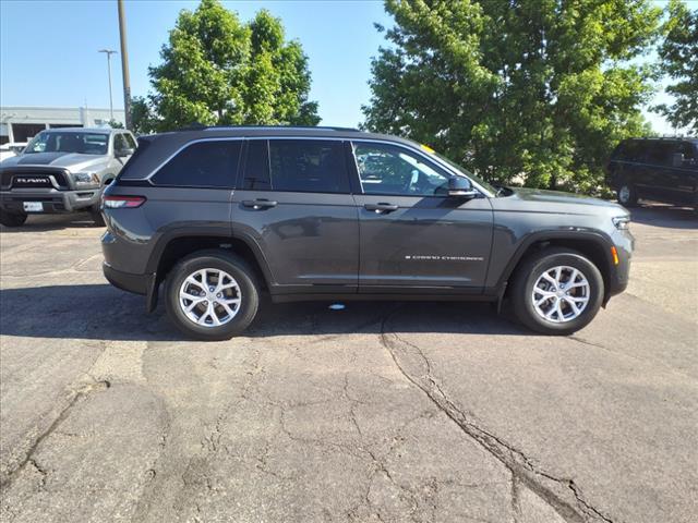 used 2022 Jeep Grand Cherokee car, priced at $37,495