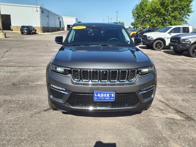 used 2022 Jeep Grand Cherokee car, priced at $37,495