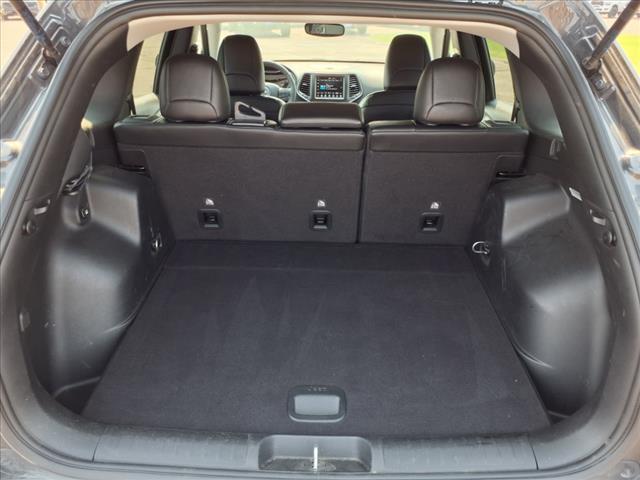 used 2022 Jeep Cherokee car, priced at $27,595