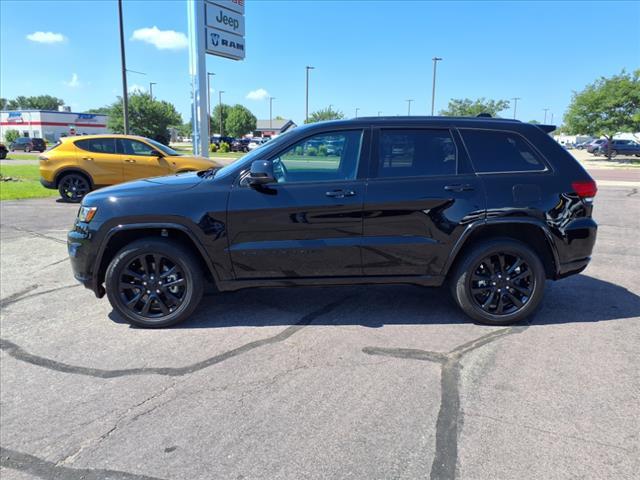 used 2022 Jeep Grand Cherokee car, priced at $30,495