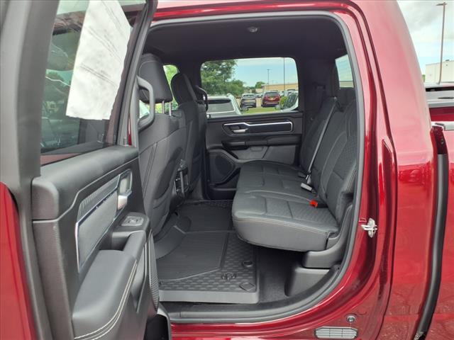 new 2025 Ram 1500 car, priced at $61,429