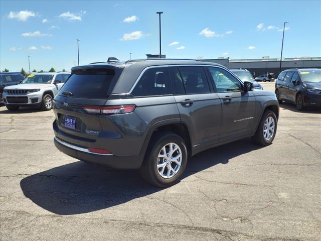 used 2022 Jeep Grand Cherokee car, priced at $35,475