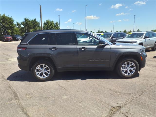 used 2022 Jeep Grand Cherokee car, priced at $35,475