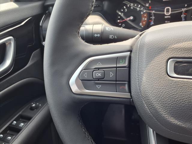 new 2025 Jeep Compass car, priced at $32,044