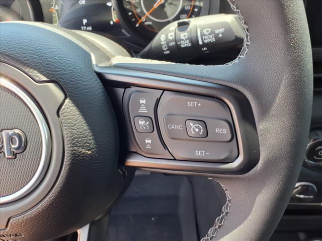 new 2025 Jeep Wrangler car, priced at $43,417